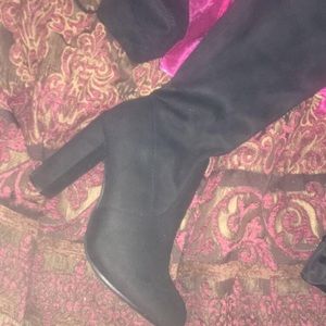 Fashion Nova Thigh High Boots !